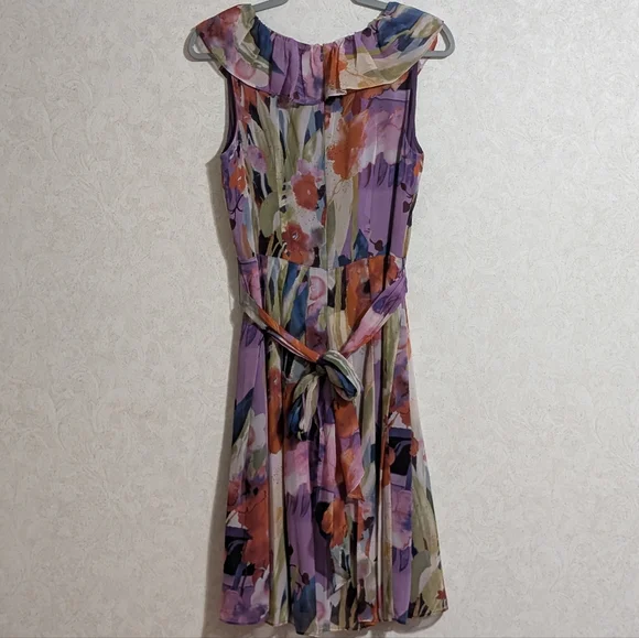 Adrianna Papell 100% Silk Floral Dress Sleevless - Picture 5 of 7